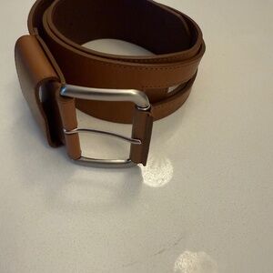 Lacoste Wide Tan Leather Belt – Iconic Croc Logo – Stylish Statement Piece!